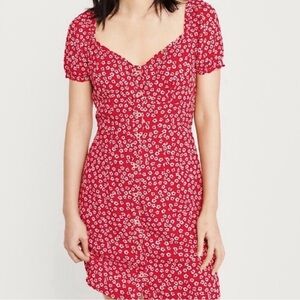 EUC Abercrombie & Fitch Red Floral button front rouched sleeve dress Sz L